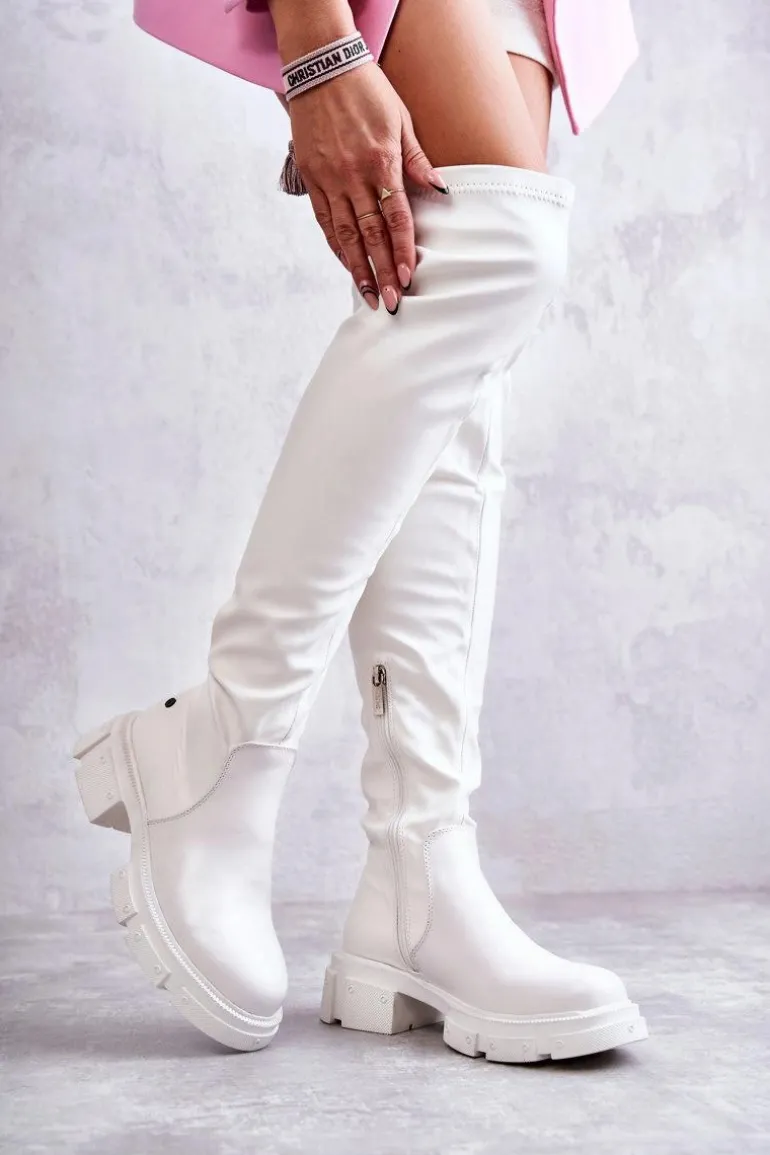 Skórzane Kozaki Za Kolano Na Płaskim Obcasie GOE KK2N4022 Białe