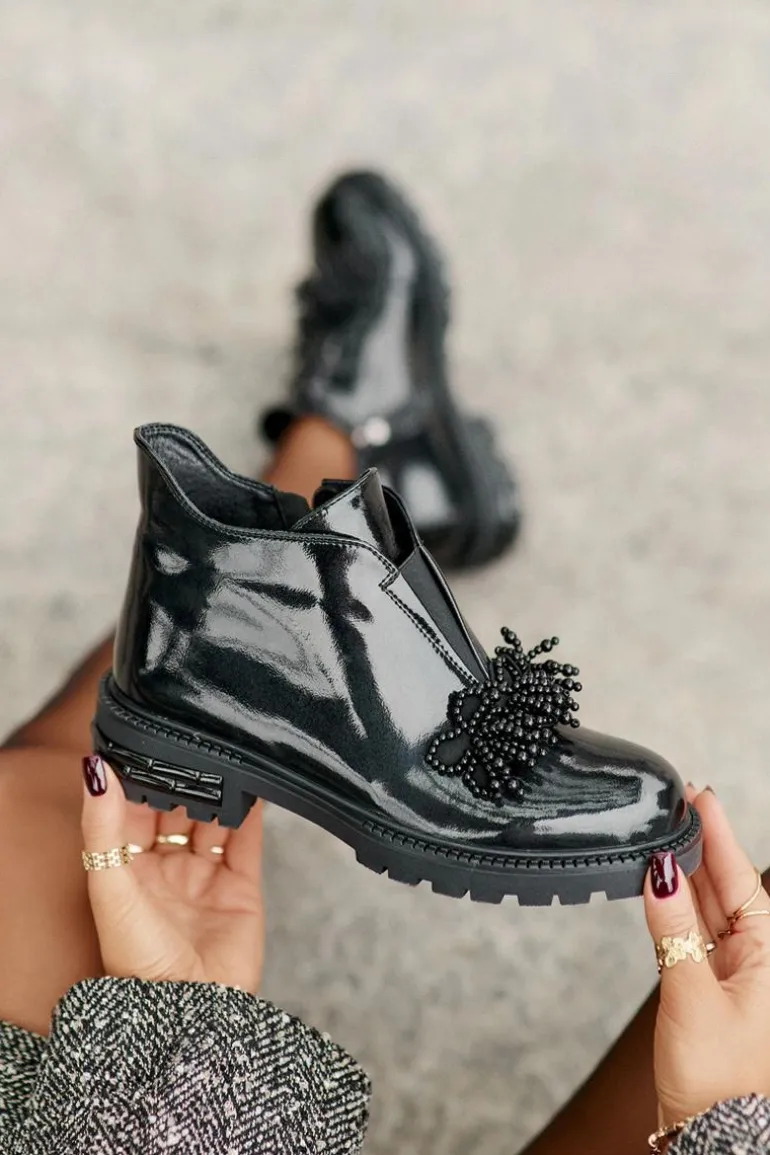 Skórzane Lakierowane Botki Z Ozdobą Ocieplane D&A LZ42-036 Czarne