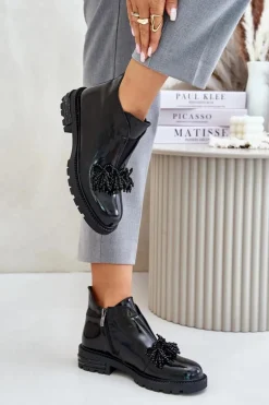 Skórzane Lakierowane Botki Z Ozdobą Ocieplane D&A LZ42-036 Czarne