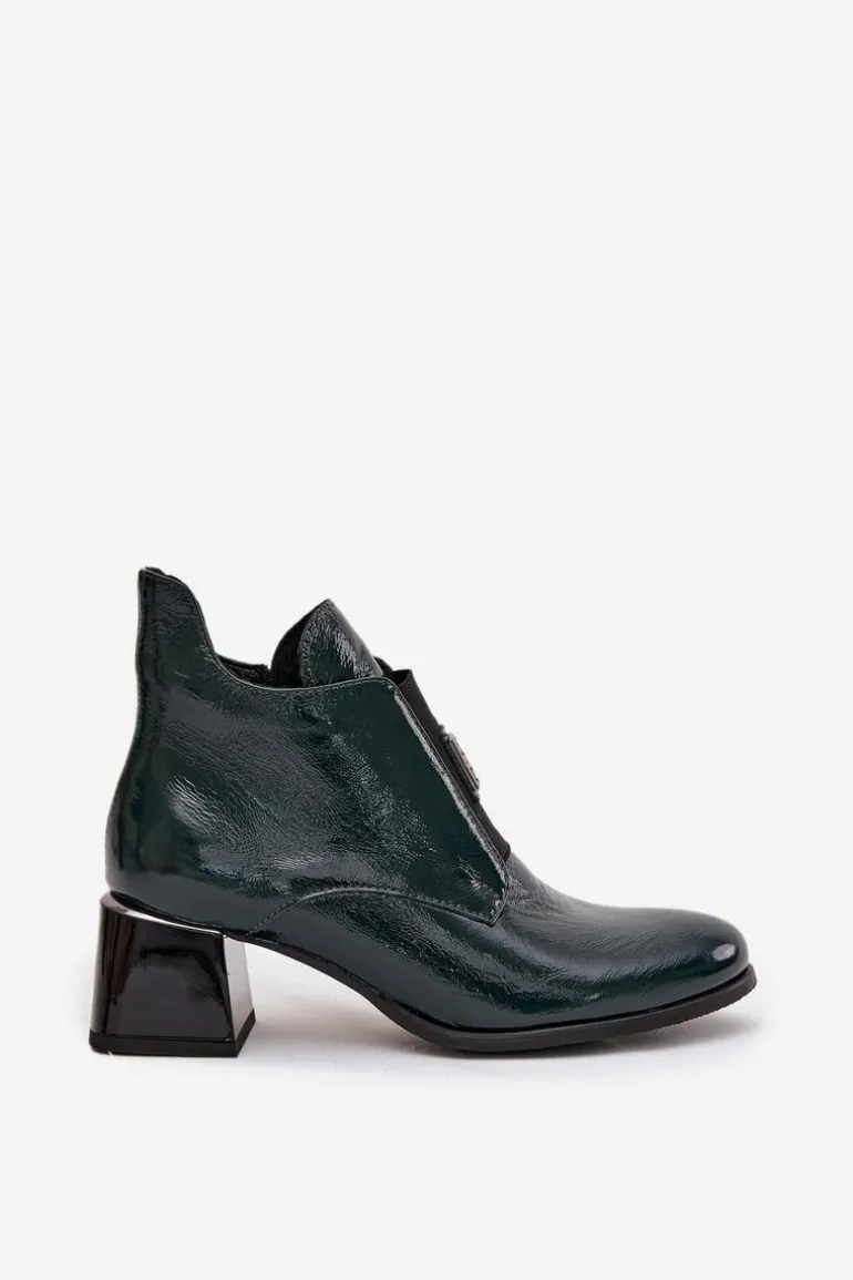 Skórzane Lakierowane Botki Na Klocku Z Ozdobnym Detalem Ocieplane Zazoo 60560 Ciemnozielone