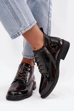 Skórzane Lakierowane Botki Damskie Z Ozdobnym Sznurowaniem D&A MR52-124 Czarne
