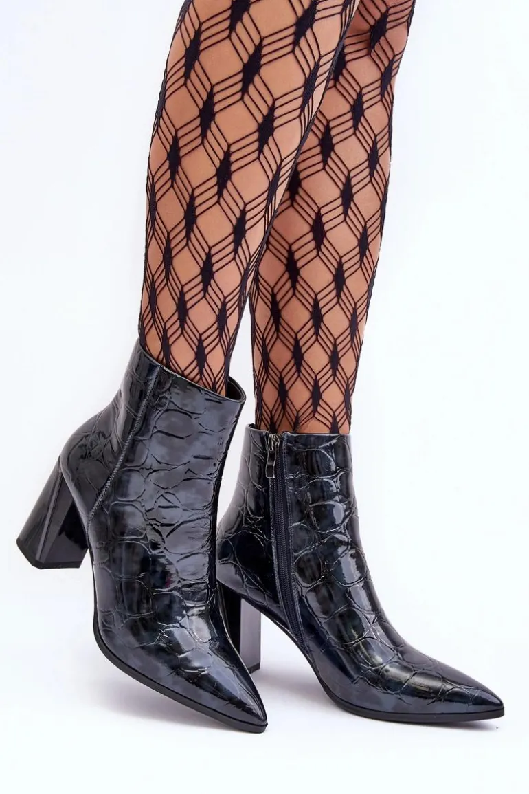 Skórzane Lakierowane Botki Na Słupku S.Barski MR870-58 Granatowe