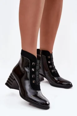 Skórzane Lakierowane Botki Damskie Na Słupku D&A MR52-144 Czarne