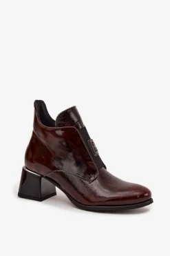 Skórzane Lakierowane Botki Na Klocku Z Ozdobnym Detalem Ocieplane Zazoo 60560 Ciemnobrązowe