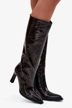 Skórzane Lakierowane Kozaki Damskie Na Obcasie Ocieplane D&A CR52-716 Czarne