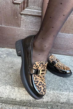 Skórzane Lakierowane Mokasyny Panterka Vinceza 66790 Czarne