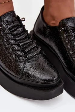 Skórzane Lakierowane Półbuty Damskie Na Platformie Artiker 57C2041 Czarne