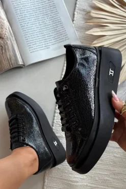 Skórzane Lakierowane Półbuty Damskie Na Platformie Artiker 57C2041 Czarne