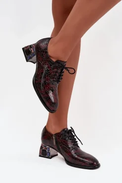 Skórzane Lakierowane Półbuty Damskie Na Obcasie Z Kryształkami Artiker 57C0073 Bordowe