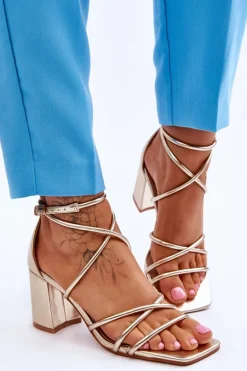 Skórzane Modne Damskie Sandały Na Obcasie Złote Primma