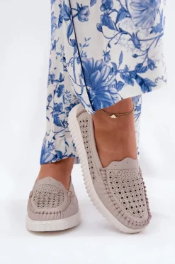 Skórzane Mokasyny Damskie Z Ażurowym Wzorem Vinceza 88028 Beżowe