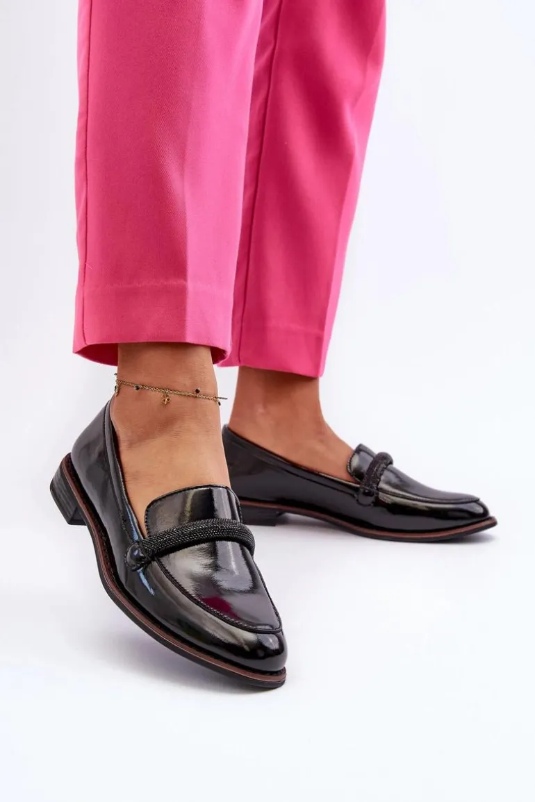 Skórzane Mokasyny Damskie Z Ozdobnym Paseczkiem Lakierowane Czarne Saosin