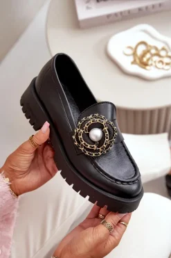 Skórzane Mokasyny Damskie Ozdobione Kwiatkiem Czarne CheBello 4520