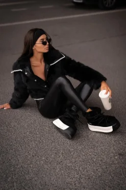 Skórzane Śniegowce Damskie Na Grubej Podeszwie Z Futerkiem Big Star OO274A206 Czarne