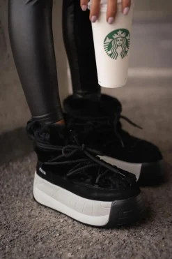 Skórzane Śniegowce Damskie Na Grubej Podeszwie Z Futerkiem Big Star OO274A206 Czarne