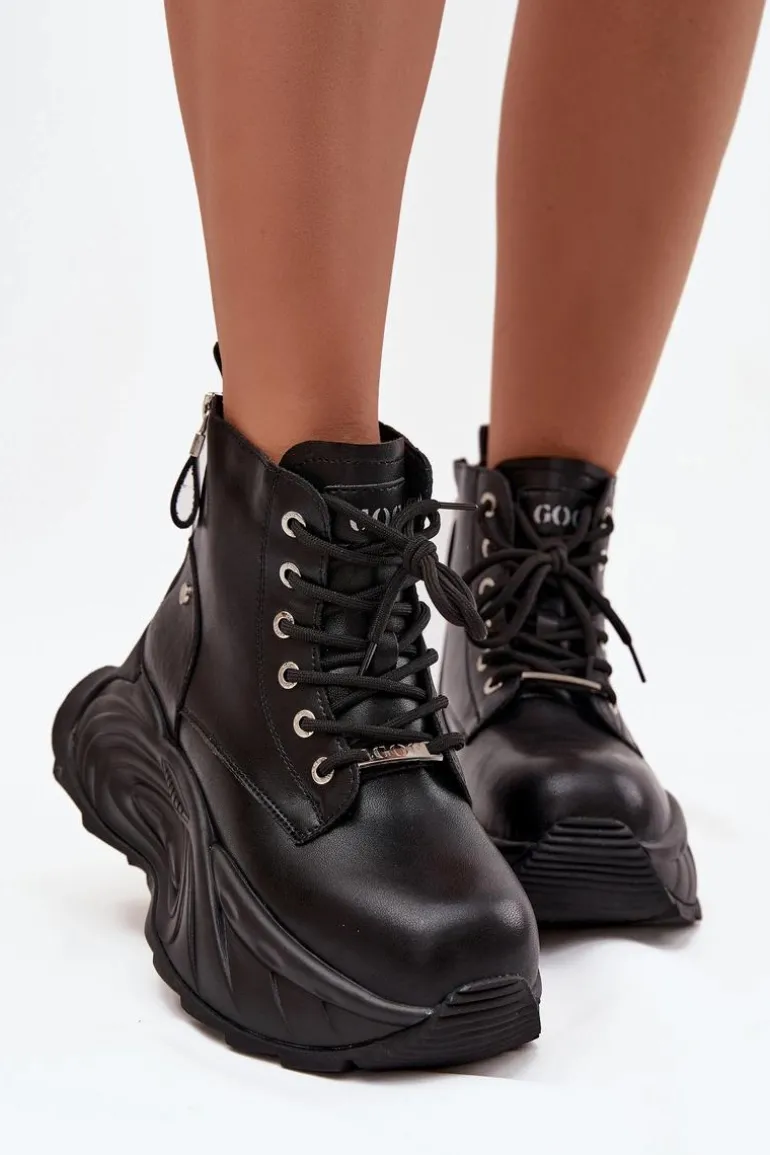 Skórzane Ocieplane Botki Damskie Na Platformie GOE SS2N4301 Czarne