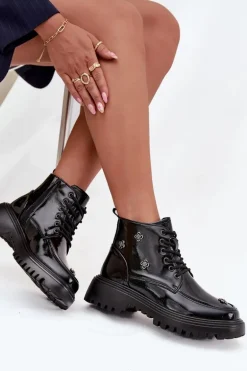 Skórzane Ocieplane Botki Damskie Z Ozdobami Lakierowane Artiker 57C0345 Czarne