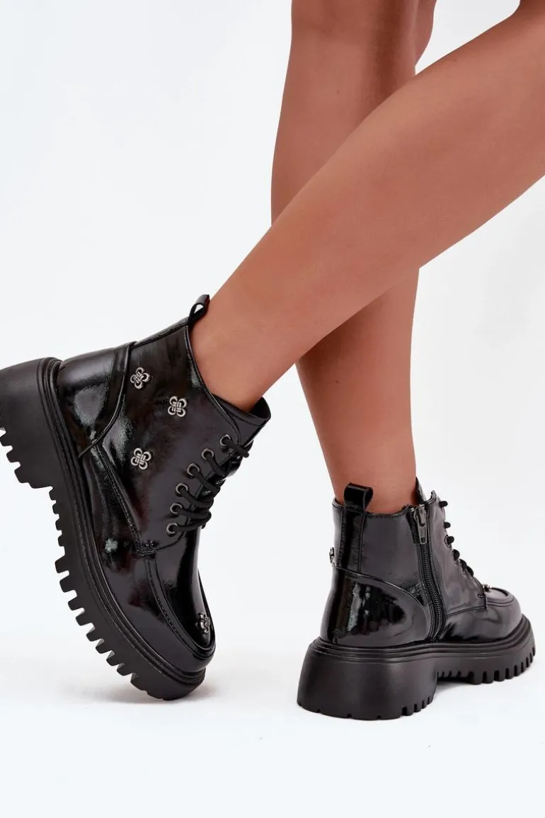 Skórzane Ocieplane Botki Damskie Z Ozdobami Lakierowane Artiker 57C0345 Czarne