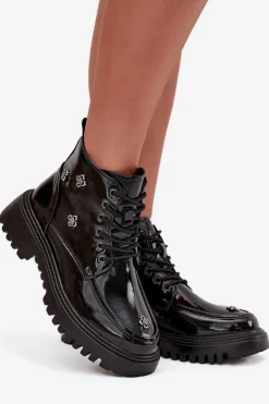 Skórzane Ocieplane Botki Damskie Z Ozdobami Lakierowane Artiker 57C0345 Czarne