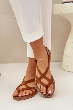 Skórzane Płaskie Sandały Z Przeplatającymi Się Paseczkami Zazoo 40429 Brązowe
