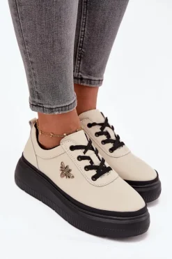 Skórzane Półbuty Damskie Na Platformie Z Przypinką Vinceza 41495 Beżowe