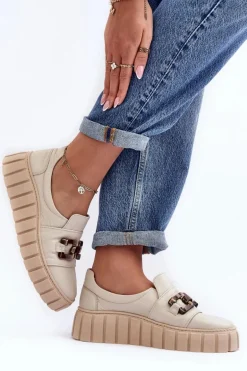 Skórzane Półbuty Damskie Na Platformie Z Ozdobą Beżowe Lewski 3398