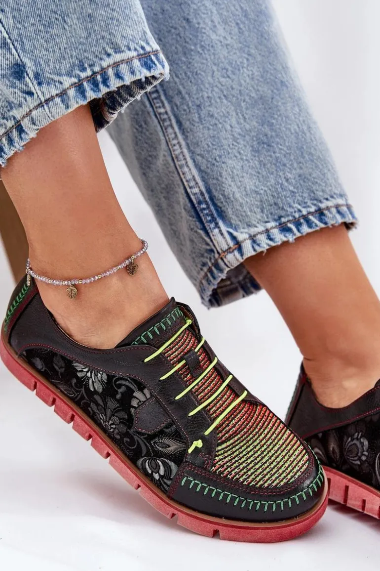 Skórzane Półbuty Damskie Wzorzyste Maciejka 06784-20 Czarne