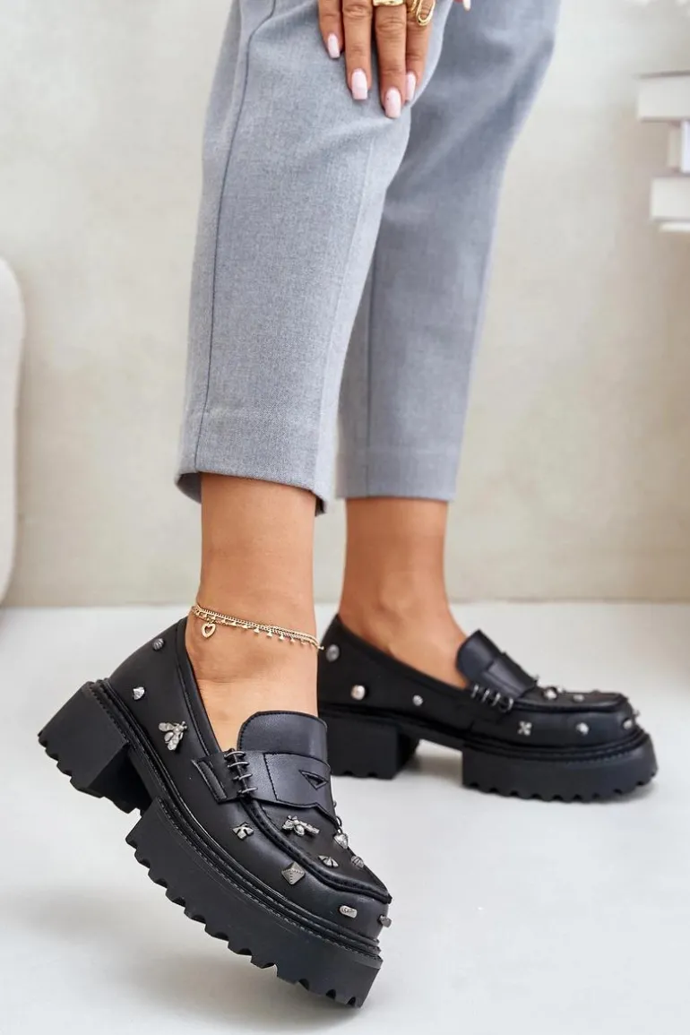 Skórzane Półbuty Damskie Z Ozdobami D&A MR880-102 Czarne