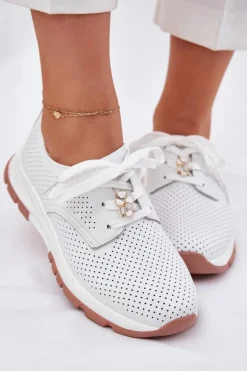Skórzane Półbuty Damskie Z Przypinką Artiker 54C1810 Białe