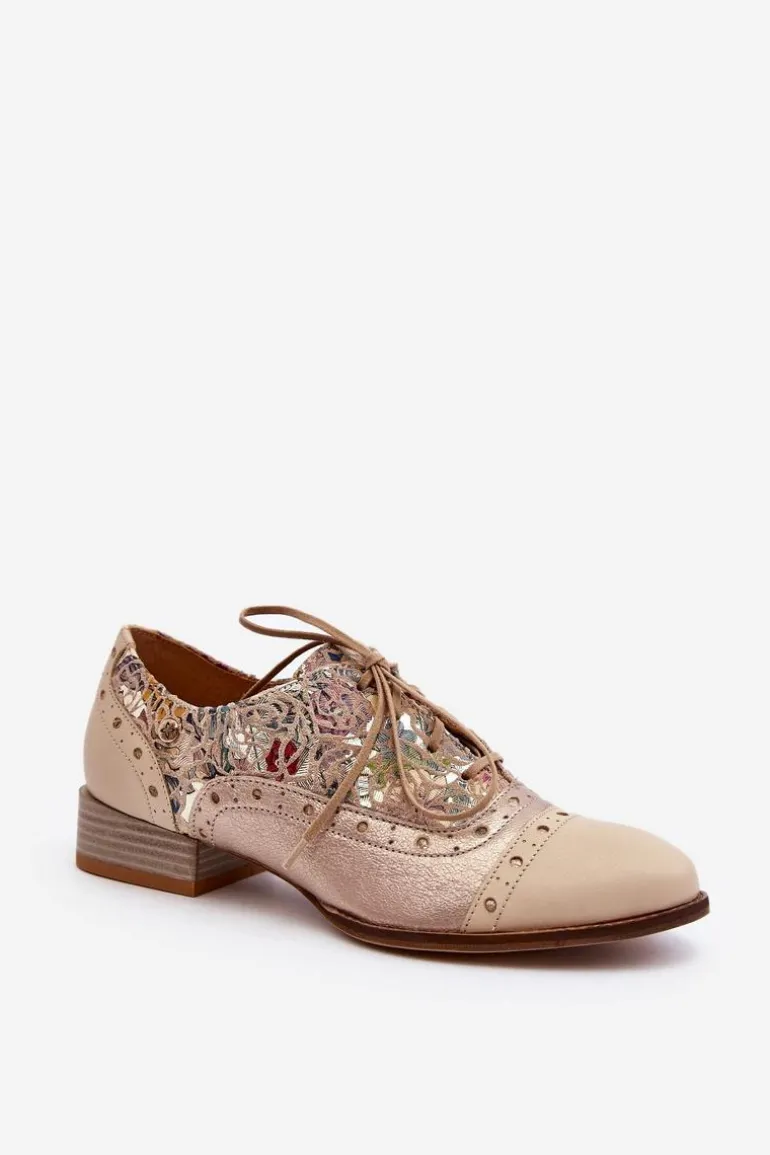 Skórzane Półbuty Damskie Ze Zdobioną Cholewką Maciejka 06408-04 Beżowe