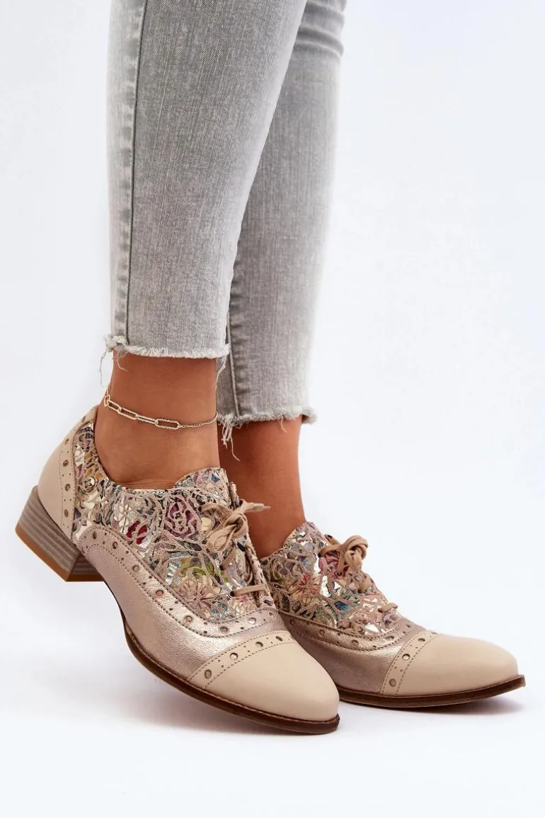 Skórzane Półbuty Damskie Ze Zdobioną Cholewką Maciejka 06408-04 Beżowe
