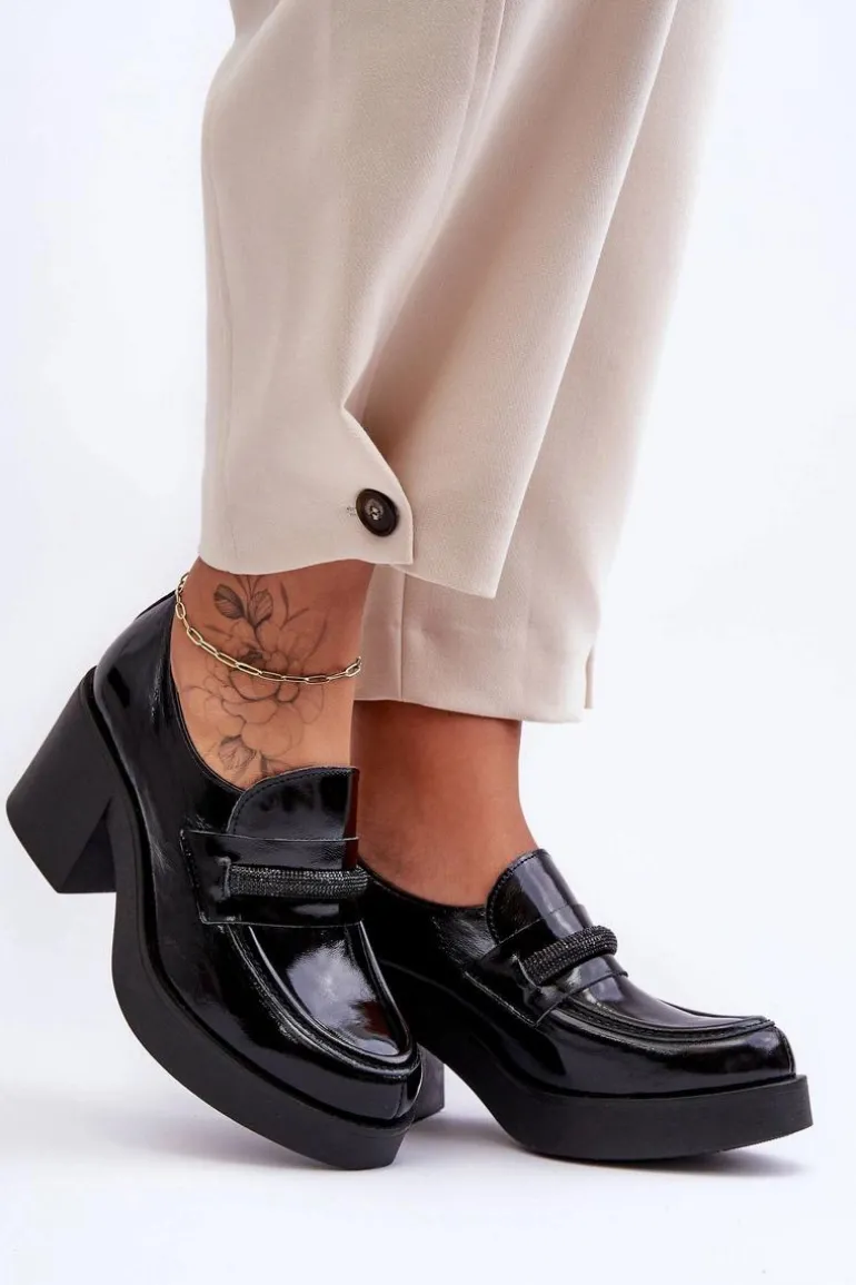 Skórzane Półbuty Na Słupku Z Ozdobą Czarne Lemar Gelanor