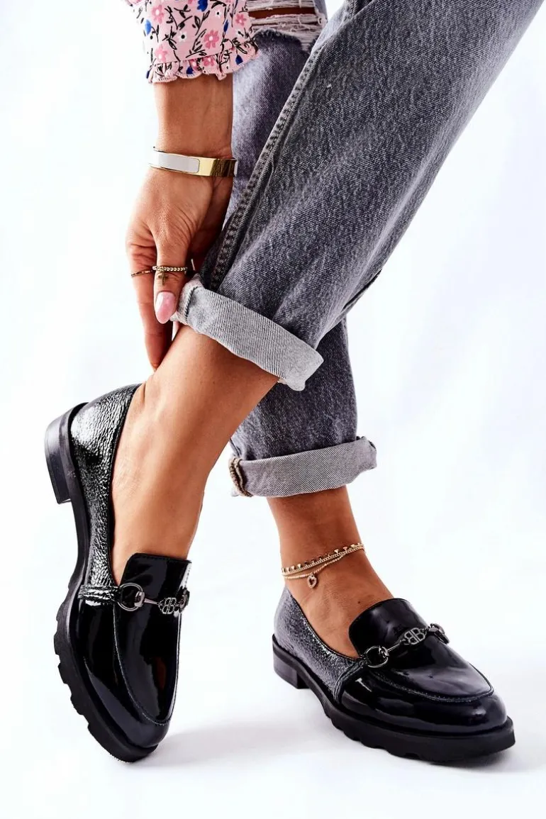 Skórzane Półbuty Nicole Lakierowane Czarne 2667