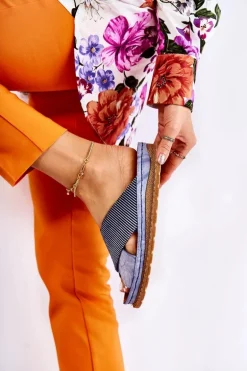 Skórzane Profilowane Klapki Maciejka 04986-17 Niebieskie