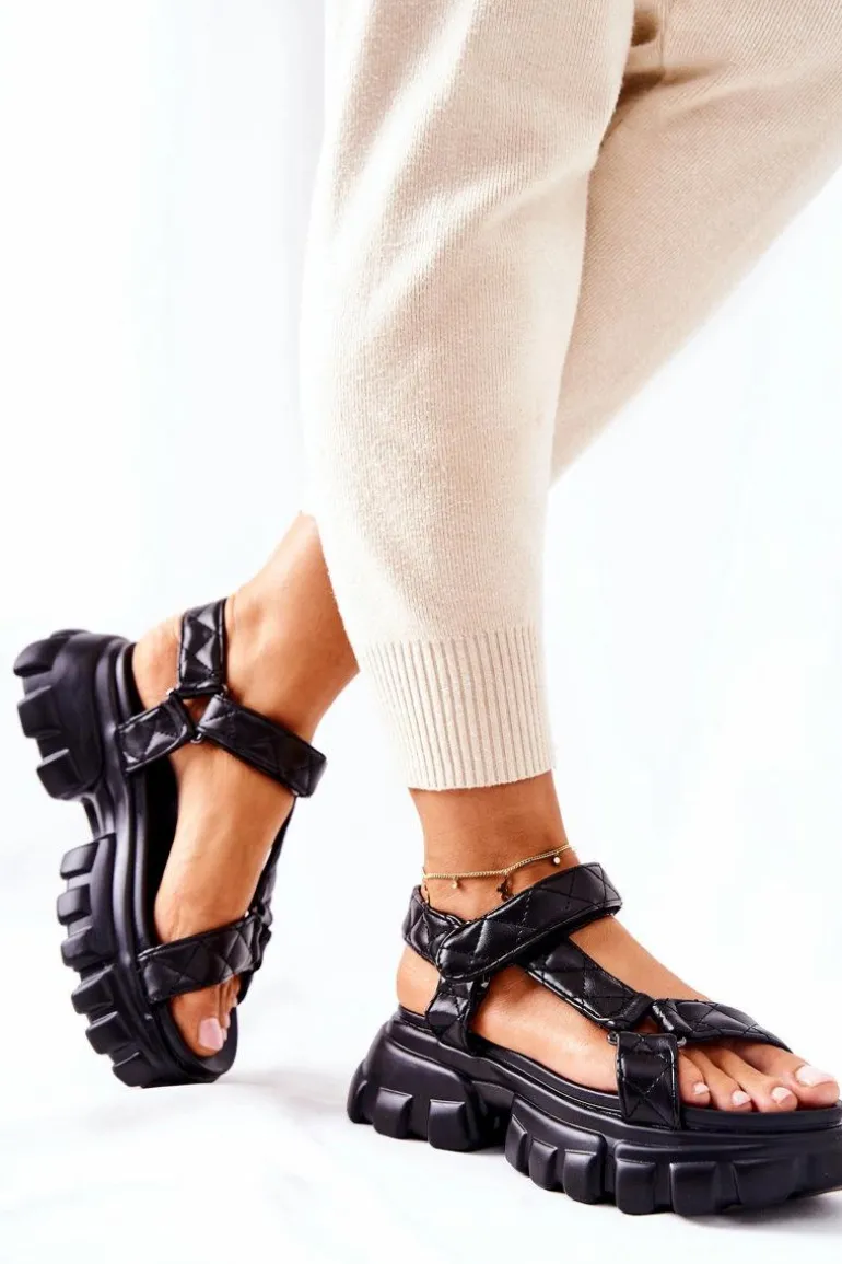 Skórzane Sandałki Na Platformie Czarne Promissy