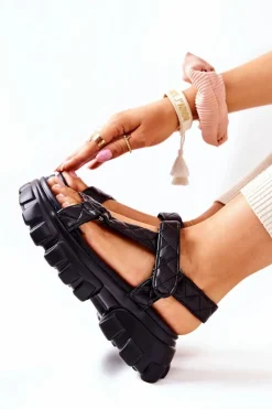 Skórzane Sandałki Na Platformie Czarne Promissy