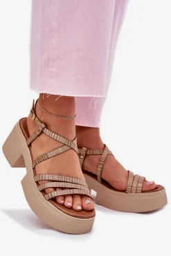 Skórzane Sandały Damskie Maciejka 06990-25 Złote