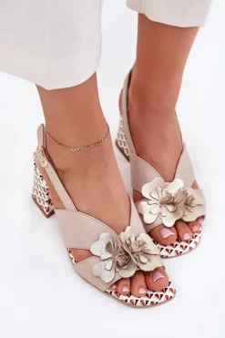 Skórzane Sandały Damskie Na Słupku Z Kwiatami Laura Messi 2950 Beżowe