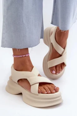 Skórzane Sandały Damskie Na Masywnej Podeszwie Jasnobeżowe GOE NN2N4105