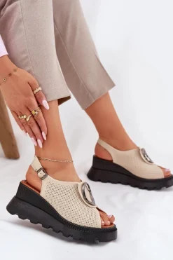 Skórzane Sandały Damskie Na Koturnie Z Ozdobą Artiker 56C0111 Beżowe