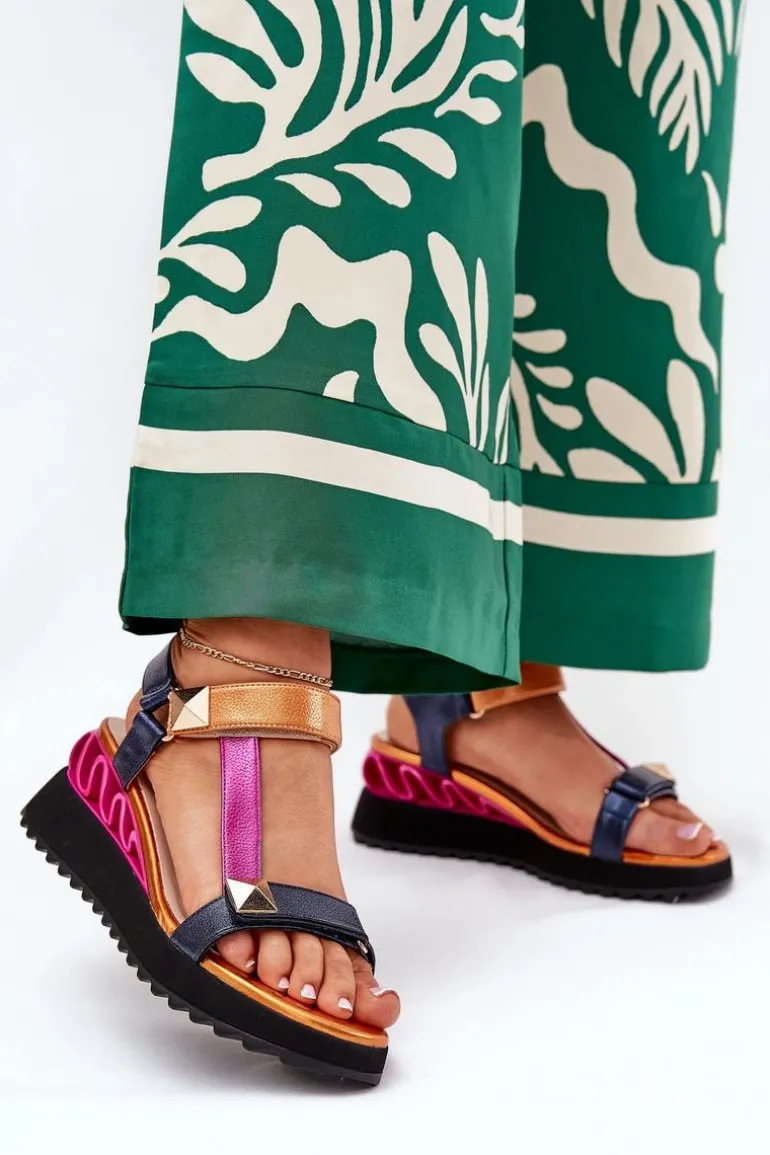 Skórzane Sandały Damskie Na Koturnie D&A CR51-135 Multikolor