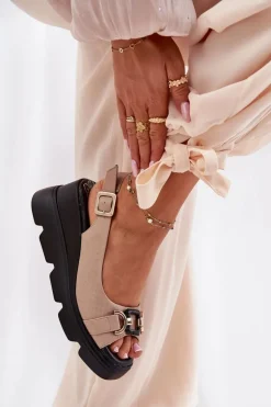 Skórzane Sandały Damskie Na Koturnie I Platformie Z Ozdobą Artiker 56C2209 Beżowe