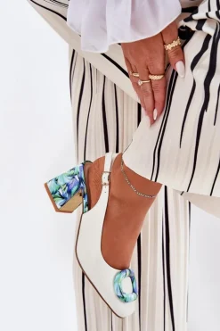 Skórzane Sandały Damskie Na Słupku D&A CR51-002 Białe