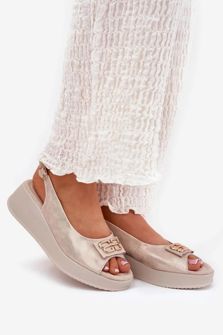 Skórzane Sandały Damskie Na Koturnie Z Ozdobnym Detalem S.Barski LR51-593 Złote