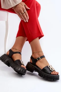 Skórzane Sandały Damskie Ze Złotą Ozdobą Czarne Vinceza 7910