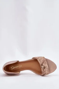 Skórzane Sandały Maciejka 01971-71 Złote