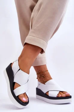 Skórzane Sandały Na Koturnie Białe Morgan