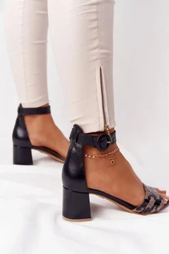 Skórzane Sandały Na Obcasie Maciejka 04141-46 Czarno-Złote