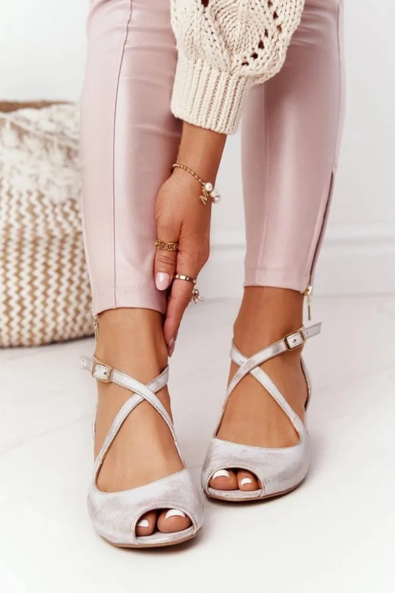 Skórzane Sandały Na Obcasie Maciejka 04509-45 Beżowo-Złote