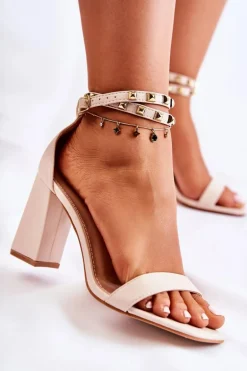 Skórzane Sandały Na Obcasie Z Ćwiekami Beżowe Maribel